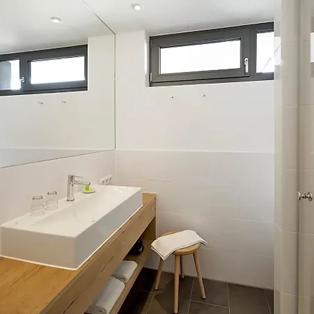 M120 Hotel 4*